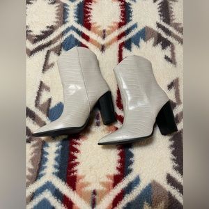 Size 8 in women’s.